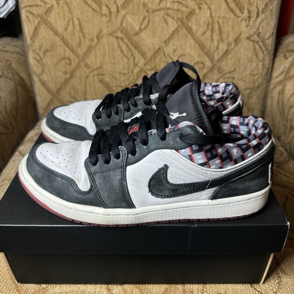 Jordan Other - Size 9 - Air Jordan 1 Low Quai 54 2021 Preowned w/ Laces‎ + Box DM0095-106